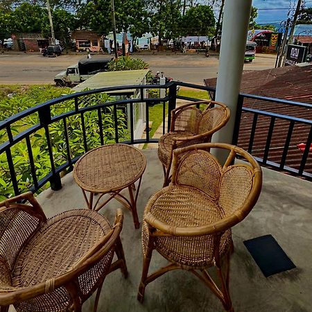 Neo Bay Hotel Weligama Kültér fotó
